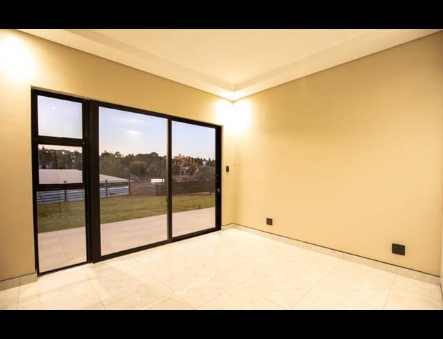 3 BEDROOM PROPERTY TO RENT IN WATERKLOOF RIDGE